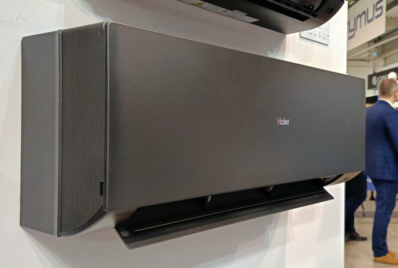 Haier Expert black (czarny) z montażem